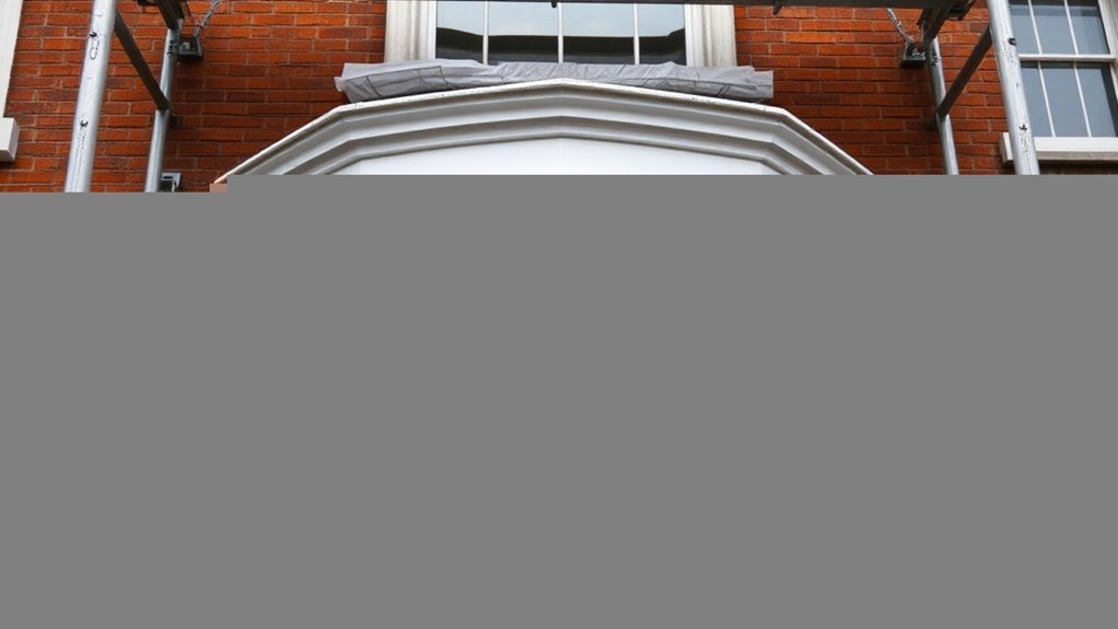Bay Windows Clapham